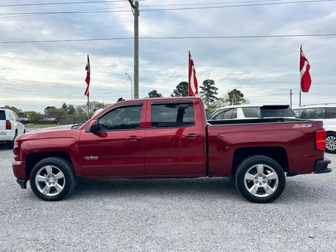 Used 2018 Chevrolet Silverado 1500 LT w/ Texas Edition image 20