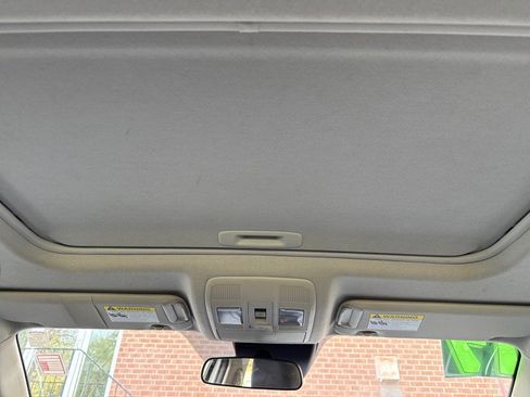 Used 2017 MAZDA MAZDA3 Touring w/ Popular Equipment Package image 28