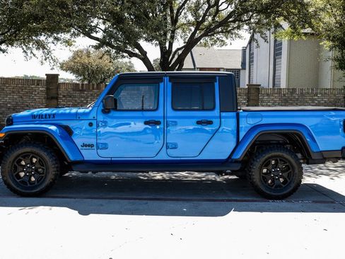 Used 2021 Jeep Gladiator Sport AWD/4WD image 20