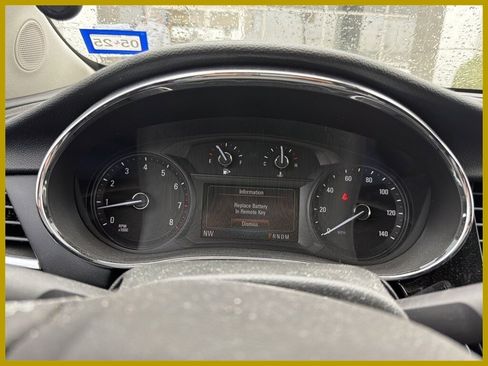 Used 2018 Buick Encore Preferred image 1