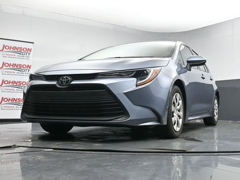 Used 2024 Toyota Corolla LE image 20