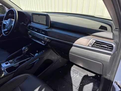 Used 2021 Kia Telluride EX w/ EX Premium Package FWD image 14