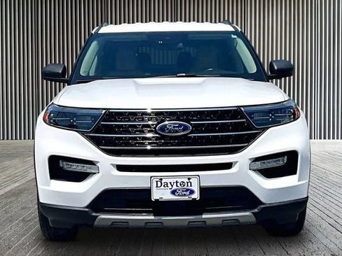 Used 2021 Ford Explorer XLT w/ Equipment Group 202A RWD image 3