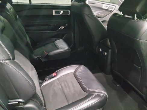 Used 2022 Ford Explorer ST image 17