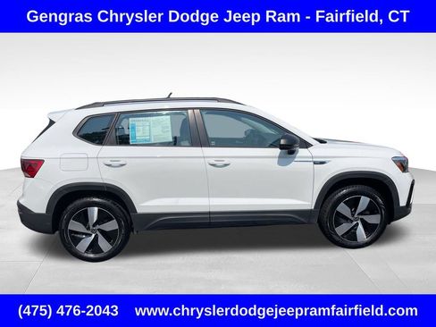 Used 2024 Volkswagen Taos S AWD/4WD image 8