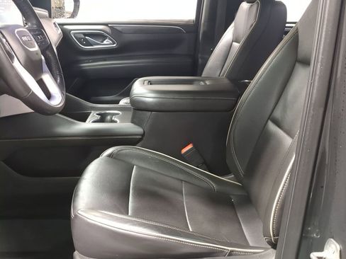 Used 2021 GMC Yukon XL SLT image 30