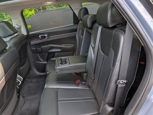 Used 2021 Kia Sorento S w/ Panoramic Sunroof Package AWD/4WD image 26