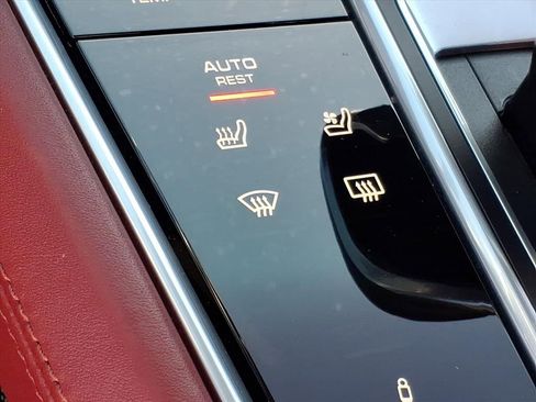 Used 2020 Porsche Panamera GTS image 6