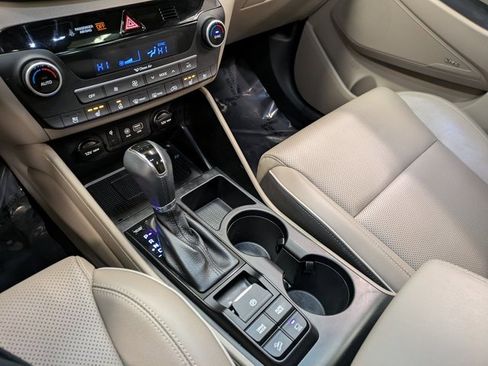 Used 2019 Hyundai Tucson Ultimate w/ Cargo Package image 14