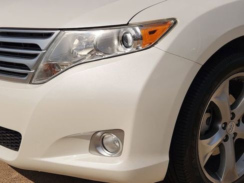 Used 2012 Toyota Venza LE w/ LE Convenience Pkg FWD image 6