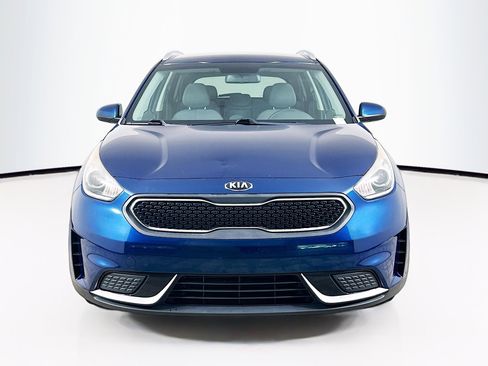 Used 2018 Kia Niro LX FWD image 2