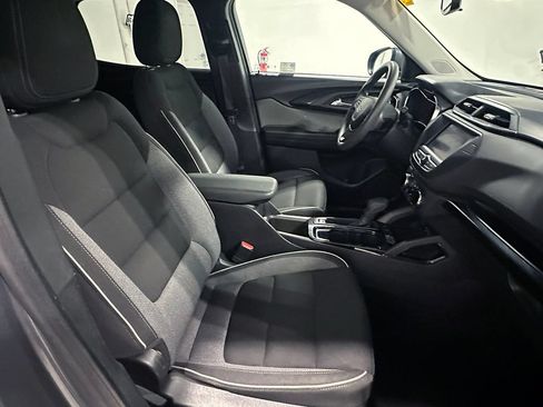 Used 2021 Chevrolet TrailBlazer LT w/ Driver Confidence Package FWD image 24