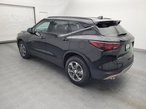 Used 2024 Chevrolet Blazer LT w/ Convenience Package FWD image 3