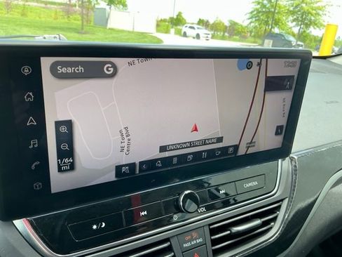 Used 2023 Nissan Altima 2.5 SR w/ SR Premium Package AWD/4WD image 26