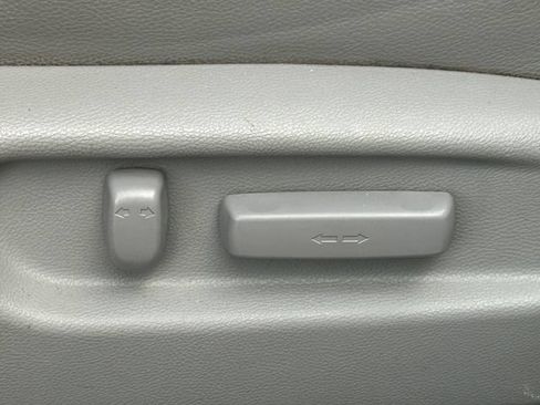 Used 2018 Honda Pilot Touring image 40