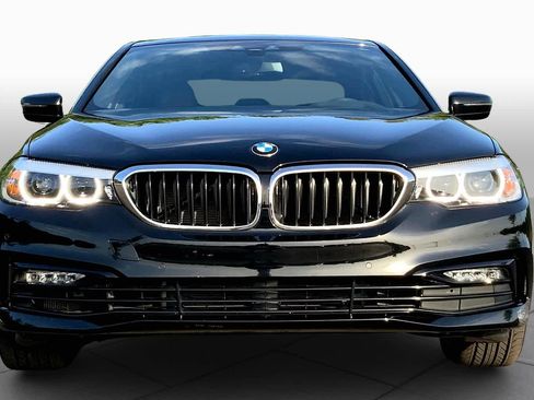 Used 2018 BMW 530i image 3
