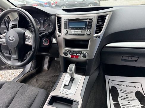 Used 2013 Subaru Legacy 2.5i AWD/4WD image 18