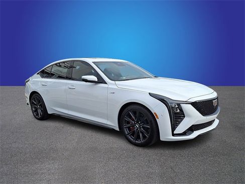 New 2026 Cadillac CT5 V image 3