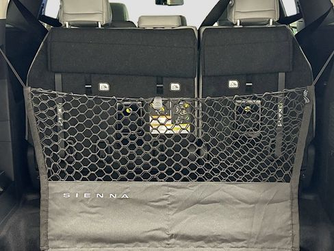 New 2026 Toyota Sienna XLE FWD image 26