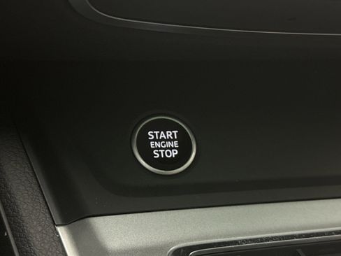 Used 2025 Audi Q3 2.0T Premium image 20