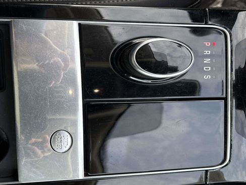 Used 2020 Land Rover Range Rover Velar S image 26