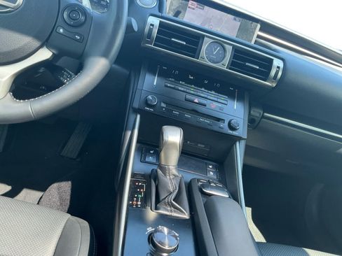 Used 2014 Lexus IS 350 AWD w/ Navigation Package image 11