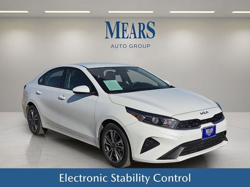 Used 2024 Kia Forte LXS image 8