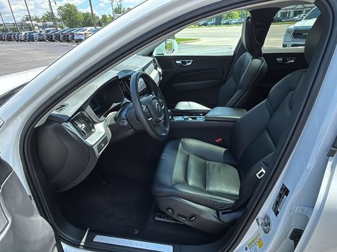 Certified 2023 Volvo XC60 B5 Core w/ Climate Package AWD/4WD image 24
