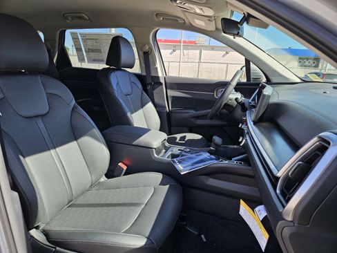 New 2026 Kia Sorento S image 12