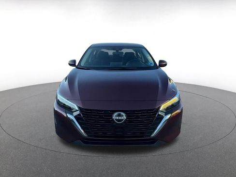 Used 2025 Nissan Sentra SV image 4