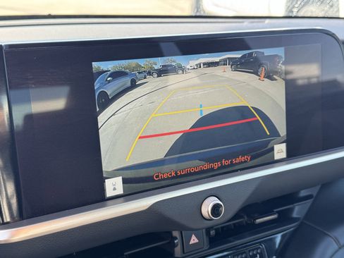 Used 2025 Toyota Crown image 19