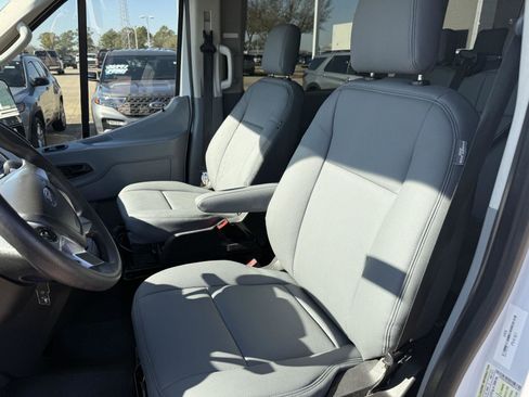 Certified 2019 Ford Transit 350 XL image 11