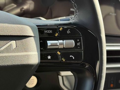 New 2026 Kia Sorento S AWD/4WD image 8
