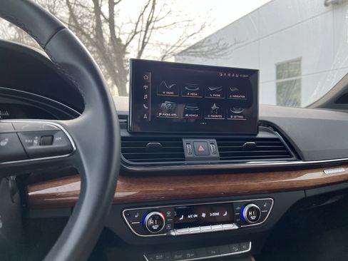 Used 2023 Audi Q5 2.0T Premium Plus w/ Premium Plus Package image 32