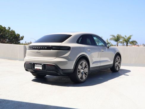 New 2026 Porsche Macan Electric RWD image 9