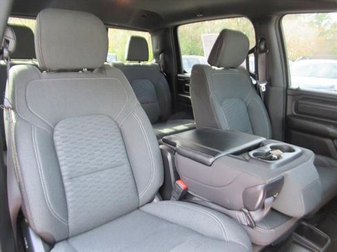 Used 2025 RAM 1500 Classic Warlock image 10