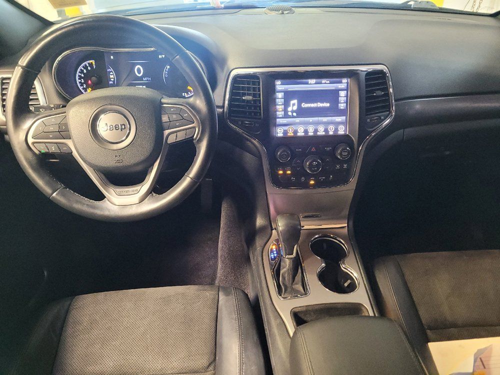 Used 2018 Jeep Grand Cherokee Laredo RWD image 22
