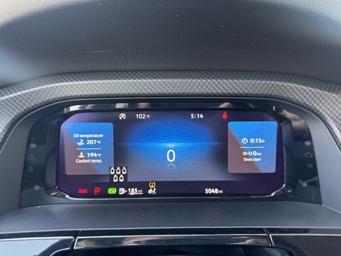 Used 2024 Volkswagen Atlas Peak Edition SE image 14