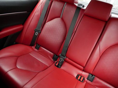 Used 2019 Toyota Camry XSE w/ Driver Assist Package FWD image 12