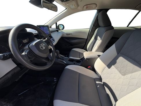 Used 2024 Toyota Corolla LE w/ LE Convenience Package FWD image 9