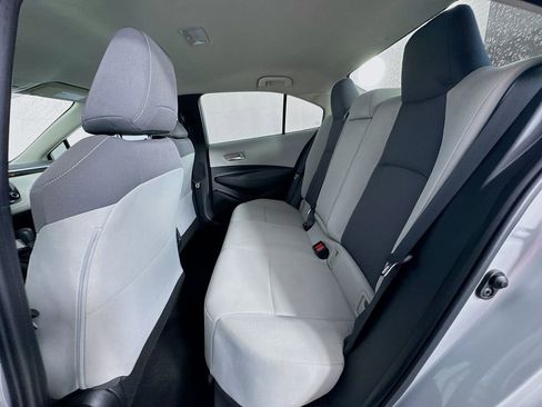 Used 2020 Toyota Corolla LE image 23