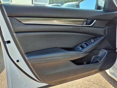 Used 2020 Honda Accord Sport image 13