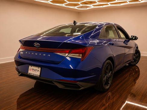 Used 2022 Hyundai Elantra SEL FWD image 4