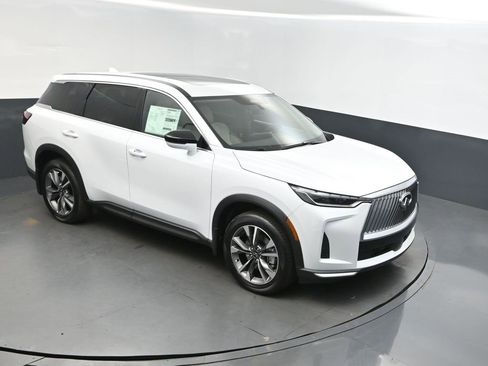 Used 2026 INFINITI QX60 Pure w/ Cargo Package image 1