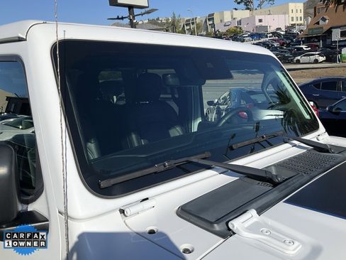 Used 2023 Jeep Wrangler Unlimited Rubicon 4xe w/ Steel Bumper Group image 69