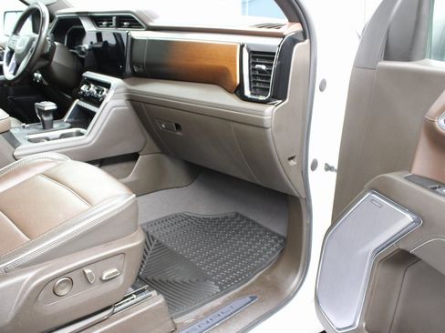 Used 2023 GMC Sierra 1500 Denali w/ Technology Package image 35