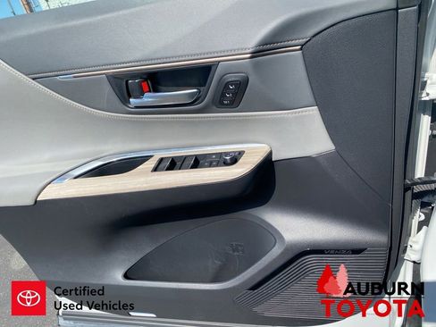 Certified 2023 Toyota Venza Limited AWD/4WD image 35