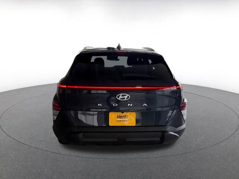Used 2025 Hyundai Kona SEL FWD image 15
