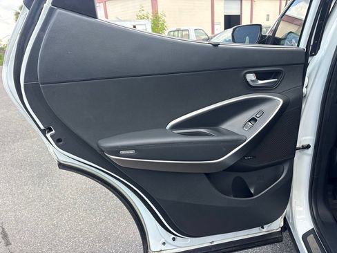 Used 2018 Hyundai Santa Fe Sport FWD image 14