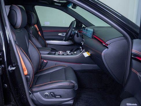 New 2026 Genesis GV70 2.5T Sport Prestige AWD/4WD image 11